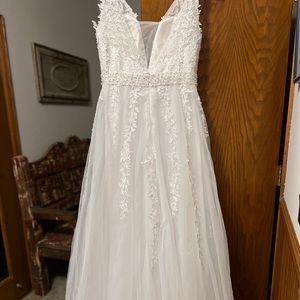 Wedding dress